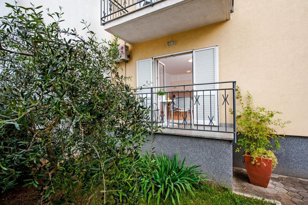 Apartments Bella Rovinj Exterior foto
